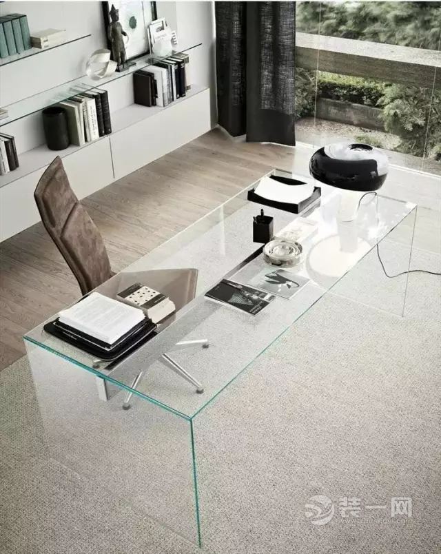 玻璃家具
