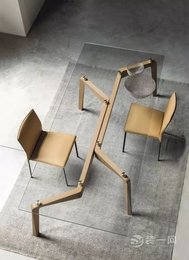 玻璃家具
